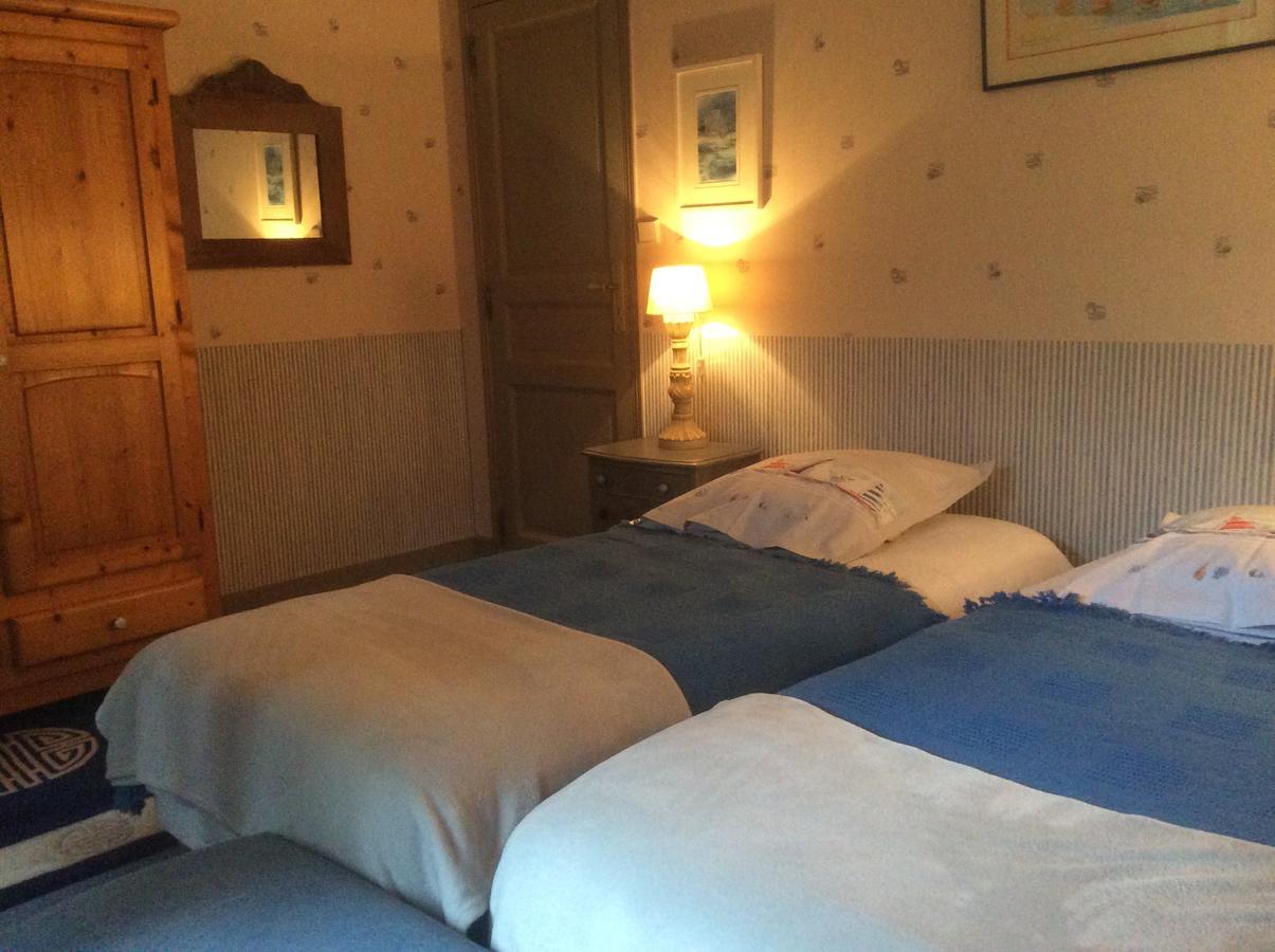 Chambres D'Hotes Les Mimosas Sables-dʼOr-les-Pins Dış mekan fotoğraf